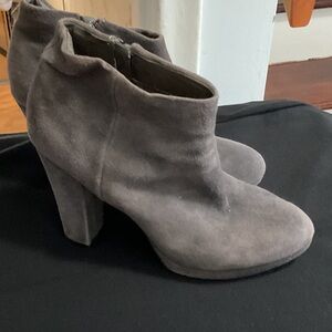 P485. Aldo Gray Suede Block Heel Ankle Booties